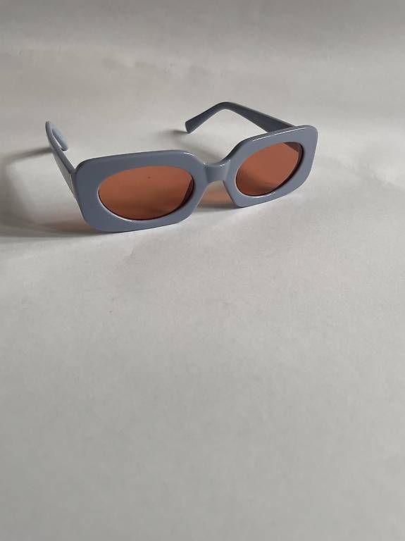 Brillen & Gläser: Sonnenbrille lila – Neu (gemäss Beschreibung) aus Basel von helger 3