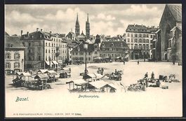 Basel, Barfüsserplatz mit Marktständen