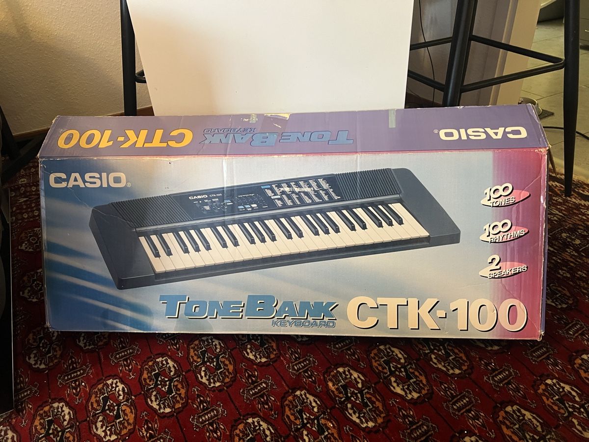Casio Strumenti musicali: Casio Tone Bank CTK-100 – Usato da Wettingen venduto da cha_yk7x