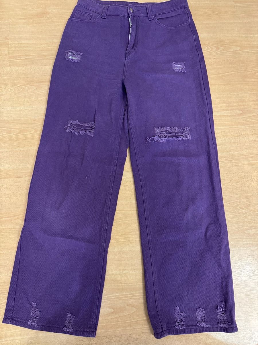 Jeans: Violette Jeans – Usato da Niederurnen venduto da Salome.r02