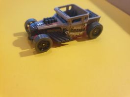 Hot Wheels BONE SHAKER