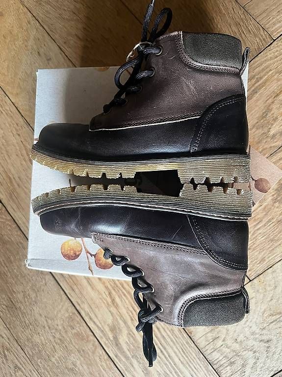 Scarpe per ragazze: Neue Bisgaard Winterstiefel Leder Fell 29 – Usato da Basel venduto da mos_2xxs 3