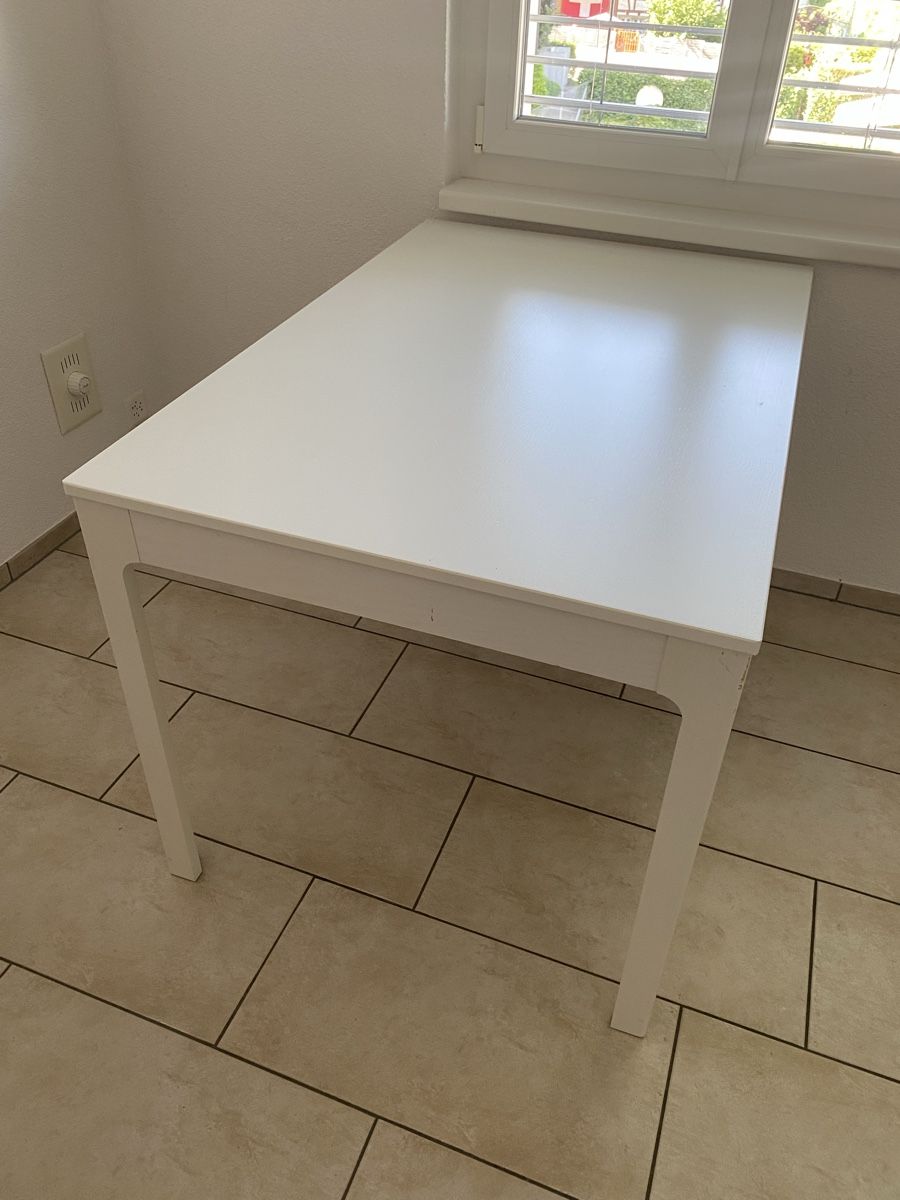 Tables: Esstisch ausziehbar  – D'occasion à Rümlang par ann_62sf
