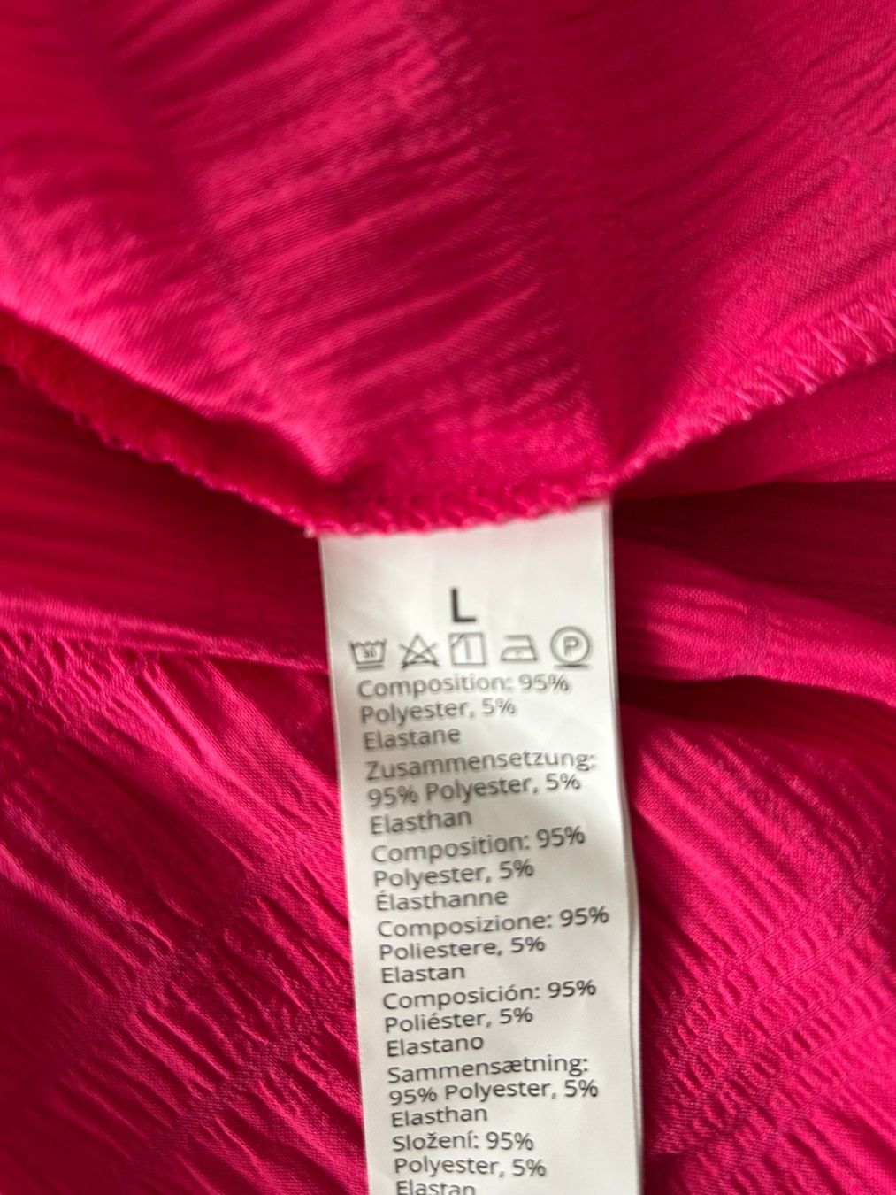 Kleiderpakete: Completo camicetta e pantaloncini fucsia tg.L – Gebraucht aus Melano von H-Sara 1