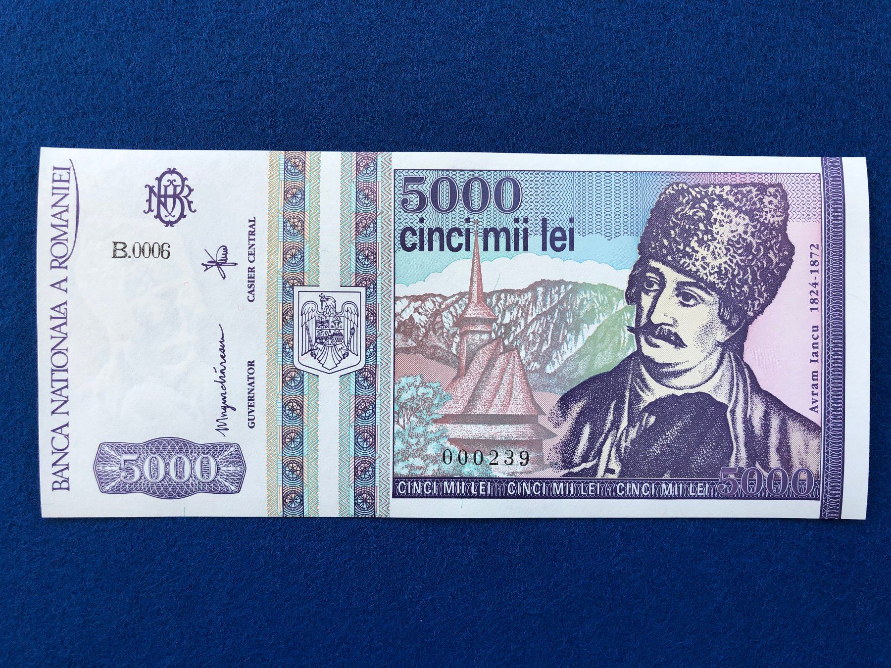 Banconote: *** Note Nr. 239 *** Romania - Rumänien - 5000 Lei UNC – Nuovo e nell'imballaggio originale da Pfäffikon SZ venduto da Sieben77 2