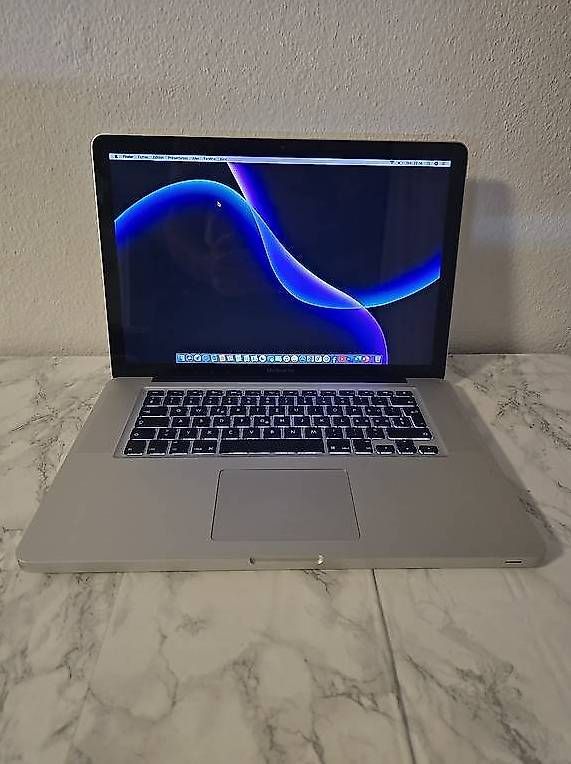 Apple Notebook: MacBook Pro 15 | i7 | 8Go | SSD 250Go | Office – Usato da Renens VD venduto da MTD2211
