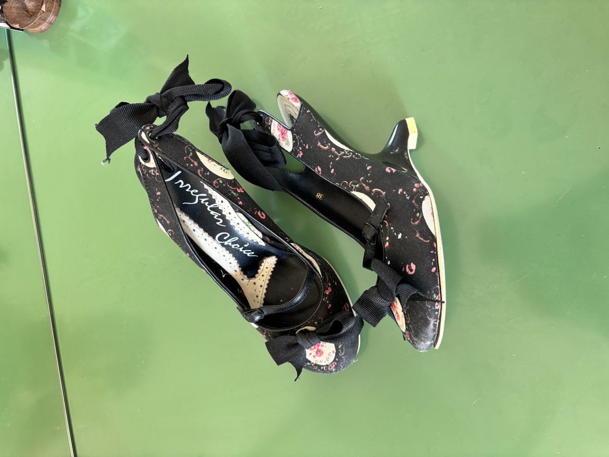 Chaussures femmes: Irregular Choice Highheels Grösse 38 – D'occasion à Zürich par nikpurpu