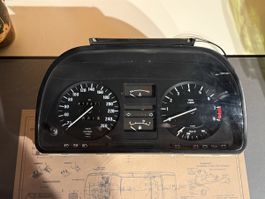 Bmw E28 Tacho revidert analog Bmw E30 M3