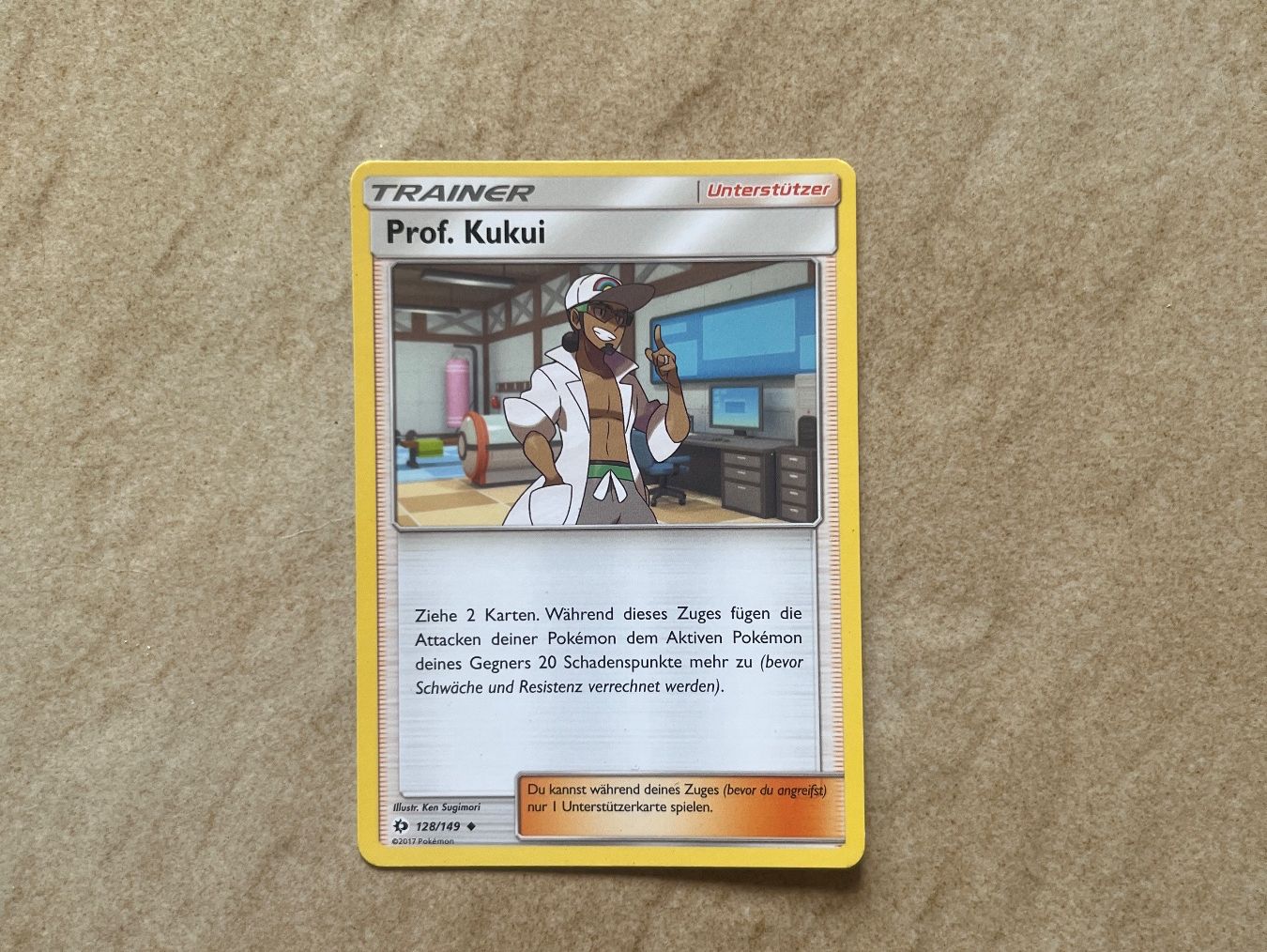 Pokémon Sammelbilder & Trading cards: Carte Pokemon Prof. Kukui - Sun & Moon - DE – Gebraucht aus Vernayaz von Darkfrost