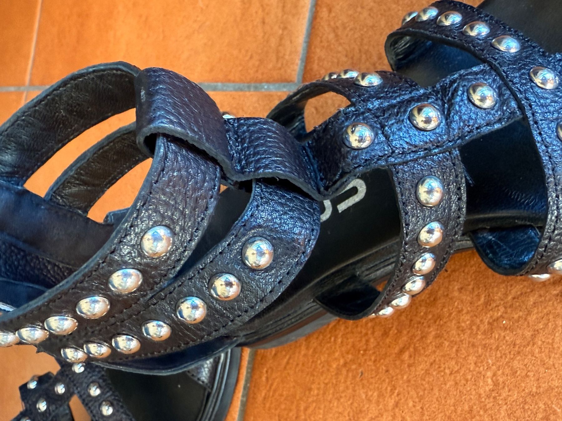 Mjus Damenschuhe: Bellissimi sandali borchiate – Gebraucht aus Bellinzona von bul_mvy5 2