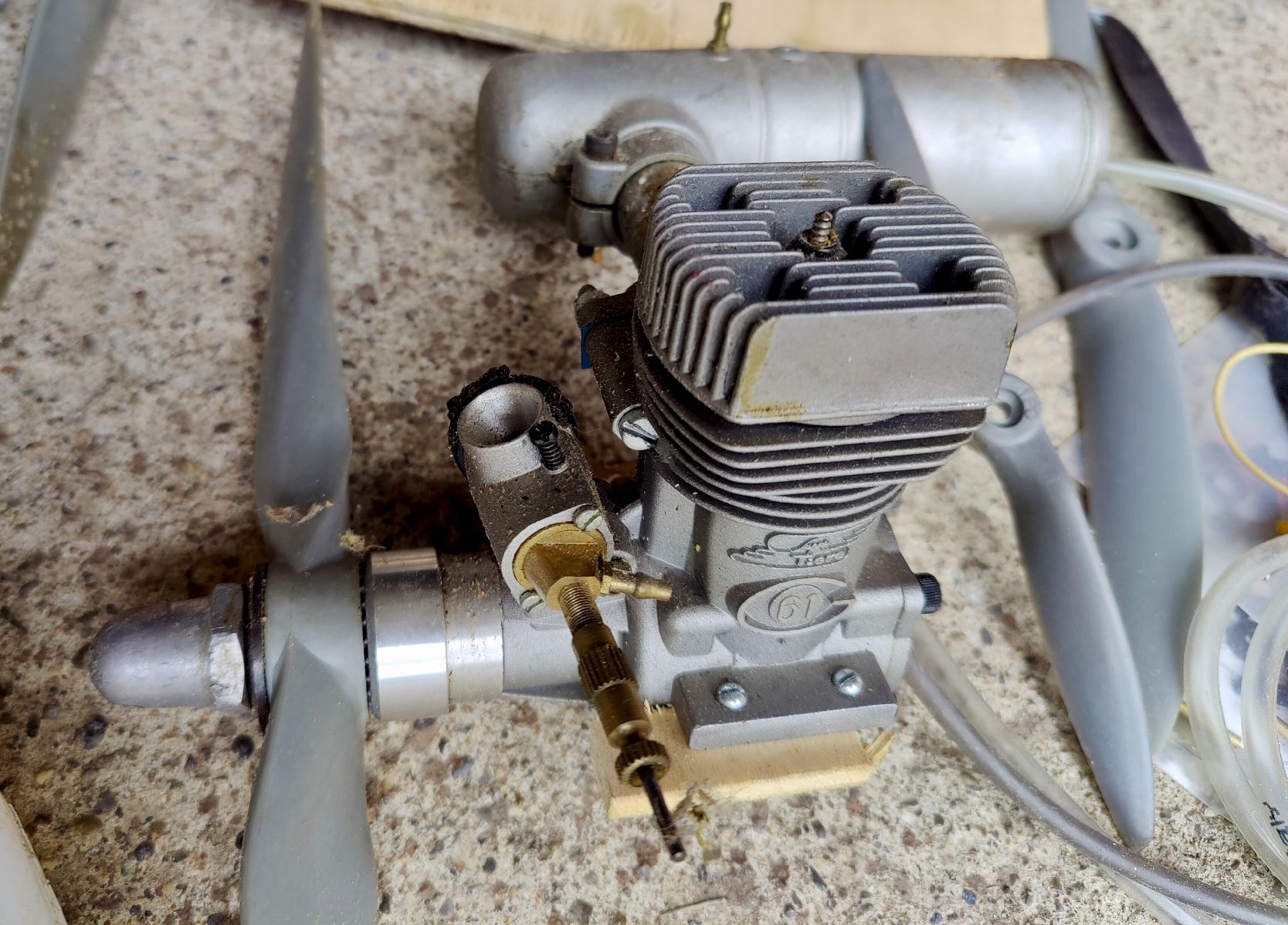 Motoren: Verbrennermotoren Konvolut – Gebraucht aus Bazenheid von hummy1000 4