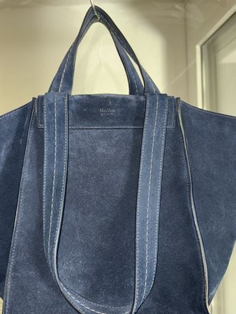 Elegante Max Mara Tasche aus Veloursleder