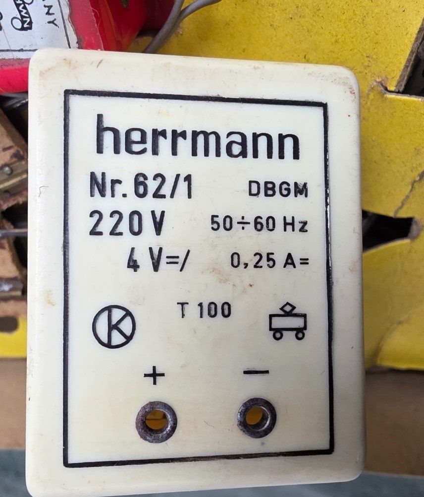 Modellini di ferrovie: Vintage Modelleisenbahn-Set HWN / Herrmann – Usato da Flums venduto da Flumsantik 3
