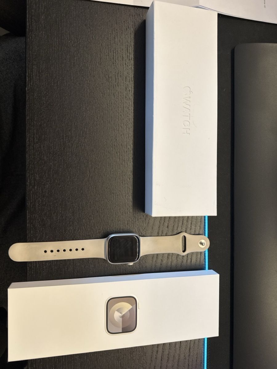 Apple Smartwatch: Apple Watch Series 9 41mm – Usato da Cugnasco venduto da js_ticino