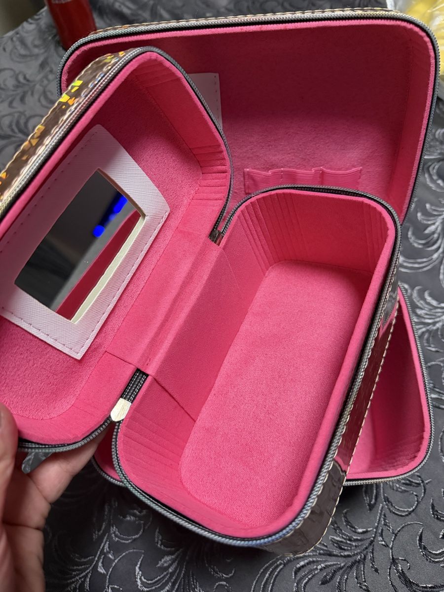Topcases: Vanity neuf – Neuf (Voir description) à Genève par Nourimen55 3