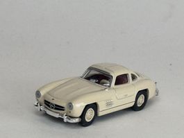 Schuco Mercedes 300 SL Coupe hellbeige