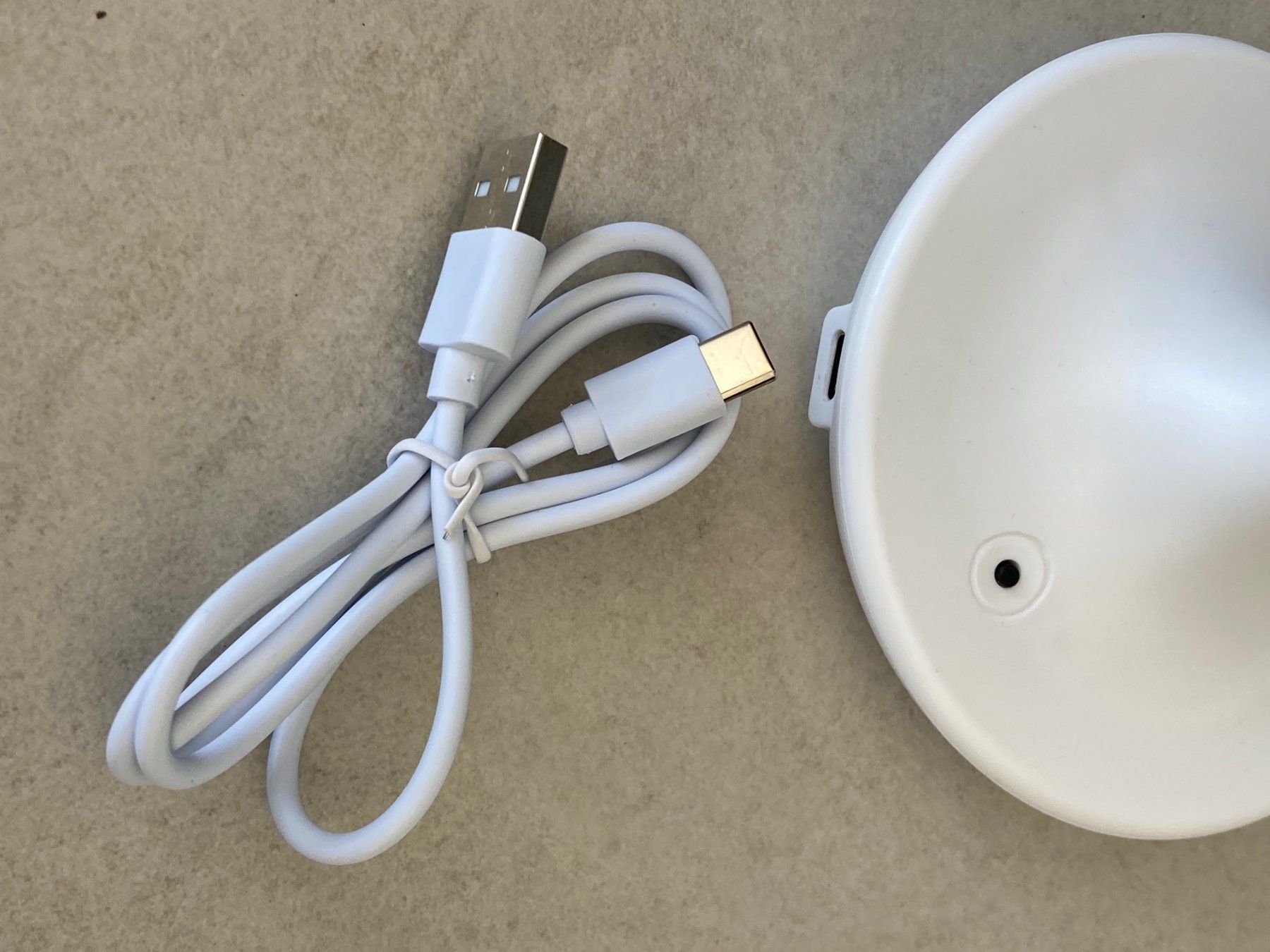 Lampen: Akkulampe Sensor Max weiss – Neu und originalverpackt aus Wallisellen von kingschair 2