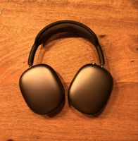 AirPods Max 1. Generation Lightning Space Gray
