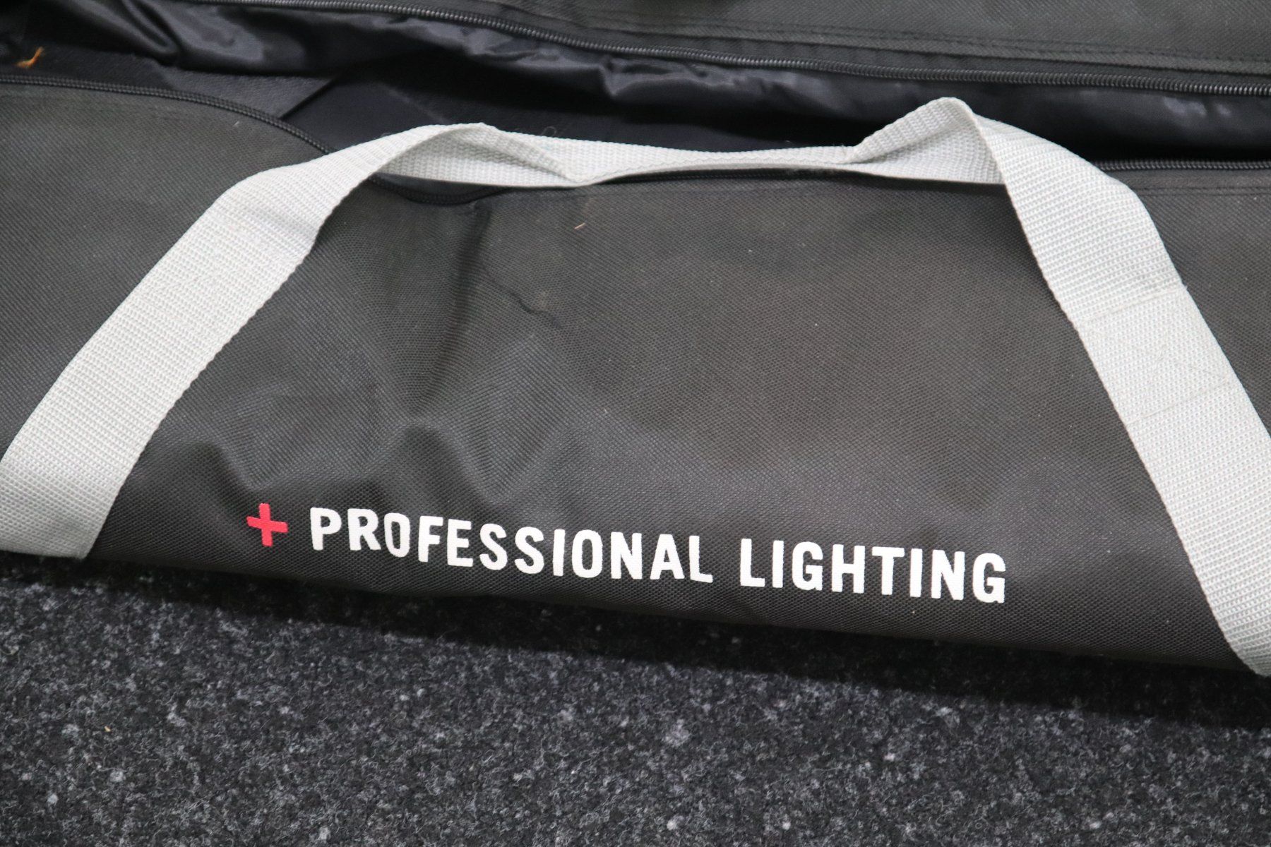 Flash: Multiblitz Stativtasche – Usato da Zofingen venduto da OWYSSAG 1