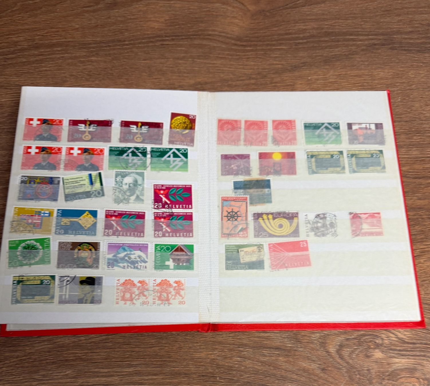 Tutti i francobolli: Briefmarken Album – Usato da Nussbaumen AG venduto da olitech5415 3