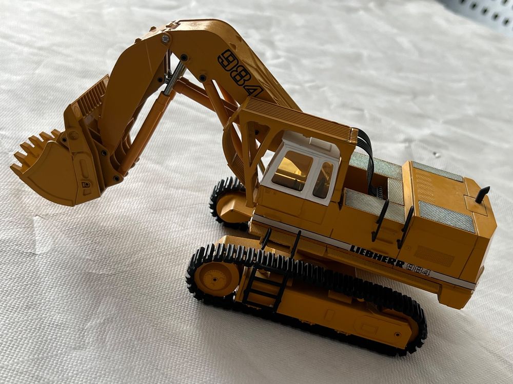 Liebherr 984 d'occasion - Collection