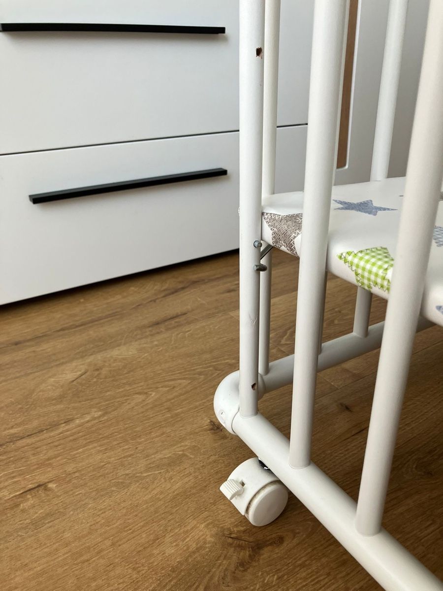 Geuther Box & Barriere di sicurezza: Laufgitter 100x100cm weiss – Usato da Mellingen venduto da mirjpor 1