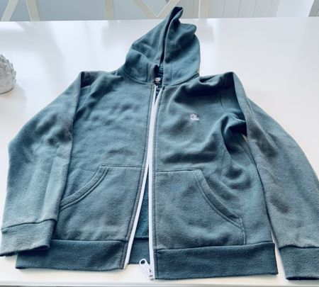  Flaschengrünes Hoodie Gr. 146 / 152