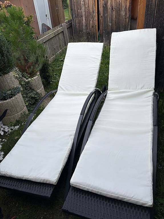 Liegen & Liegestühle: Liegestühle Rattan – Gebraucht aus Luzern von Mel14