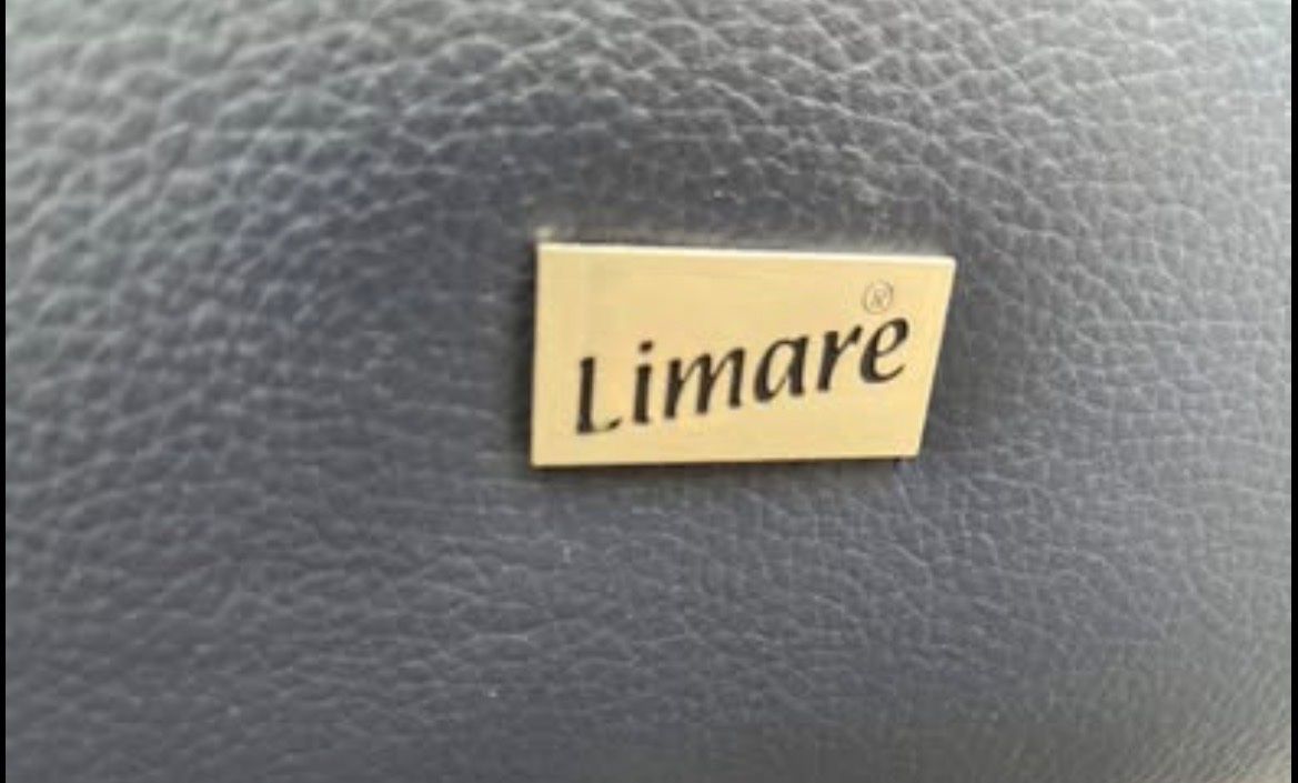 Divani: Leder Sofa Dunkel blau – Usato da Zürich venduto da Sevhan 1