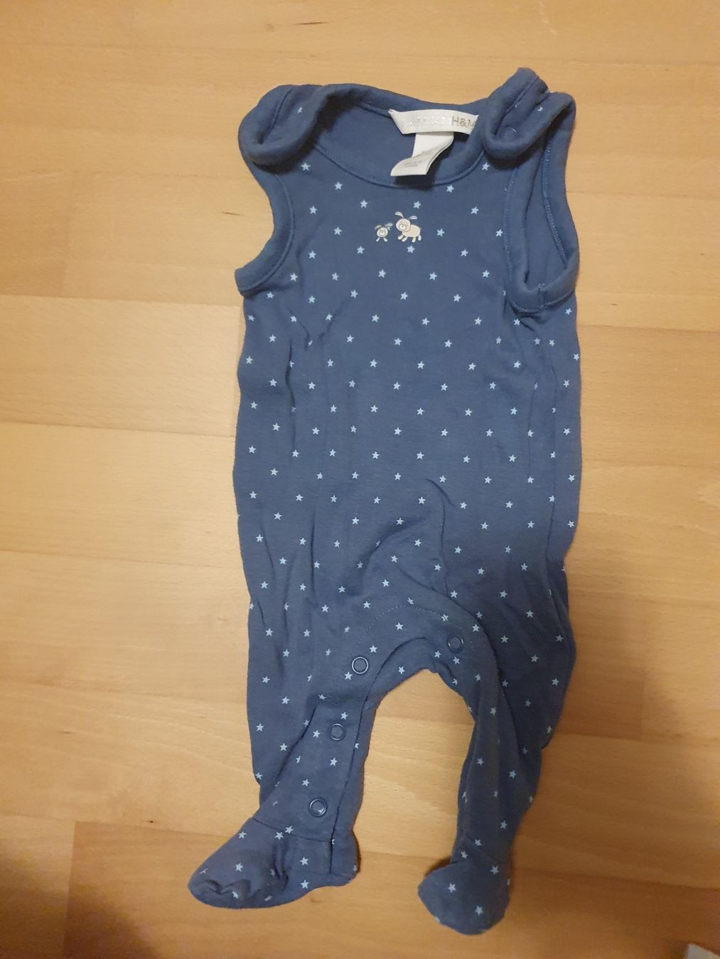 H&M Lotti & Set di vestiti: Body und Strampler blau Gr. 50/56 – Usato da Winterthur venduto da Natascha_1994 1
