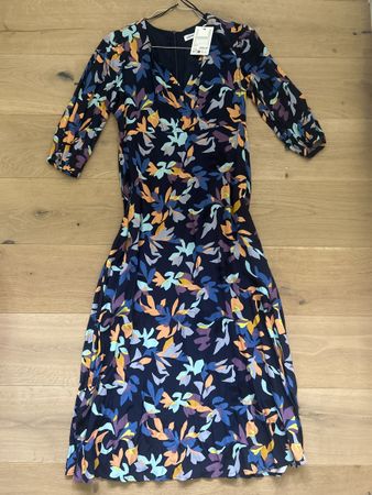Esprit Sommer Kleid, Gr. 36, Blau mit Blumenmuster Neu!