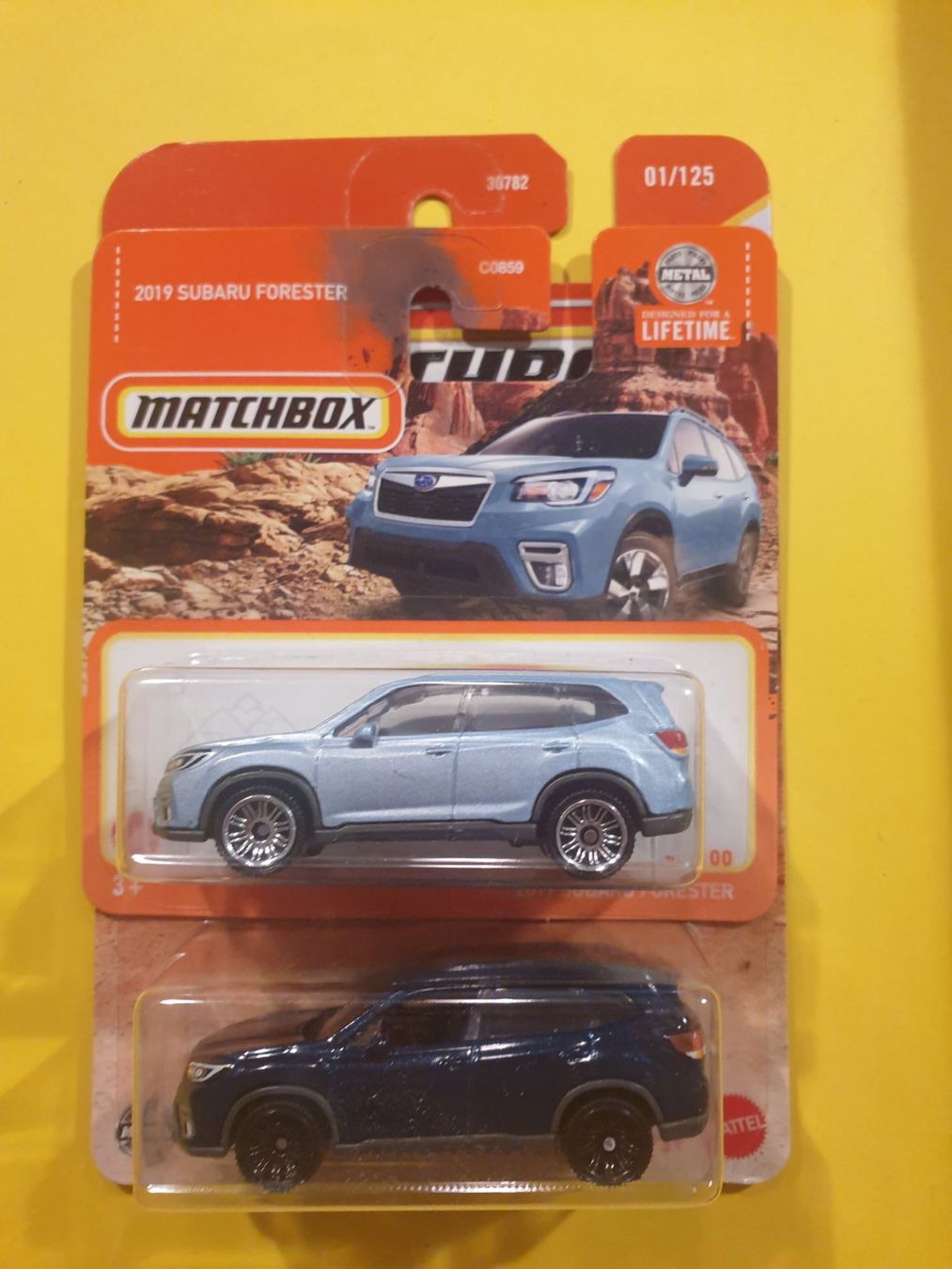 Matchbox Modellini d'auto: 2 x Matchbox 2019 SUBARU FORESTER – Nuovo e nell'imballaggio originale da Oftringen venduto da Rotor
