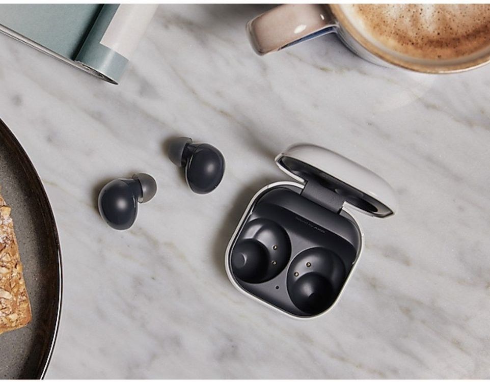 Samsung Kopfhörer: * Samsung GALAXY BUDS2 Bluetooth Ohrhörer schwarz neuwertig* – Gebraucht aus St. Margrethen SG von Relsi53