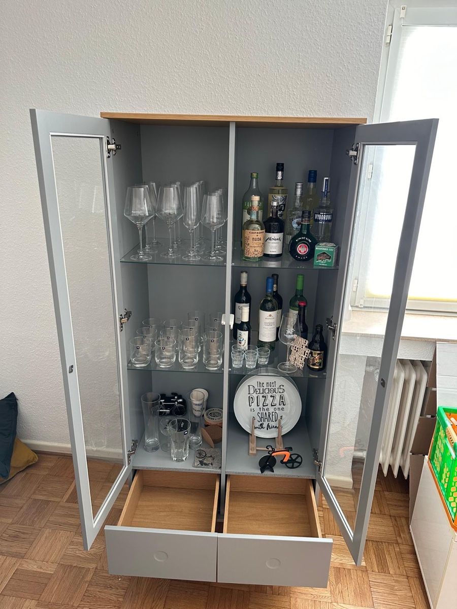 Vitrinen: Graue Vitrine – Neu (gemäss Beschreibung) aus Füllinsdorf von azulsaphiro 1