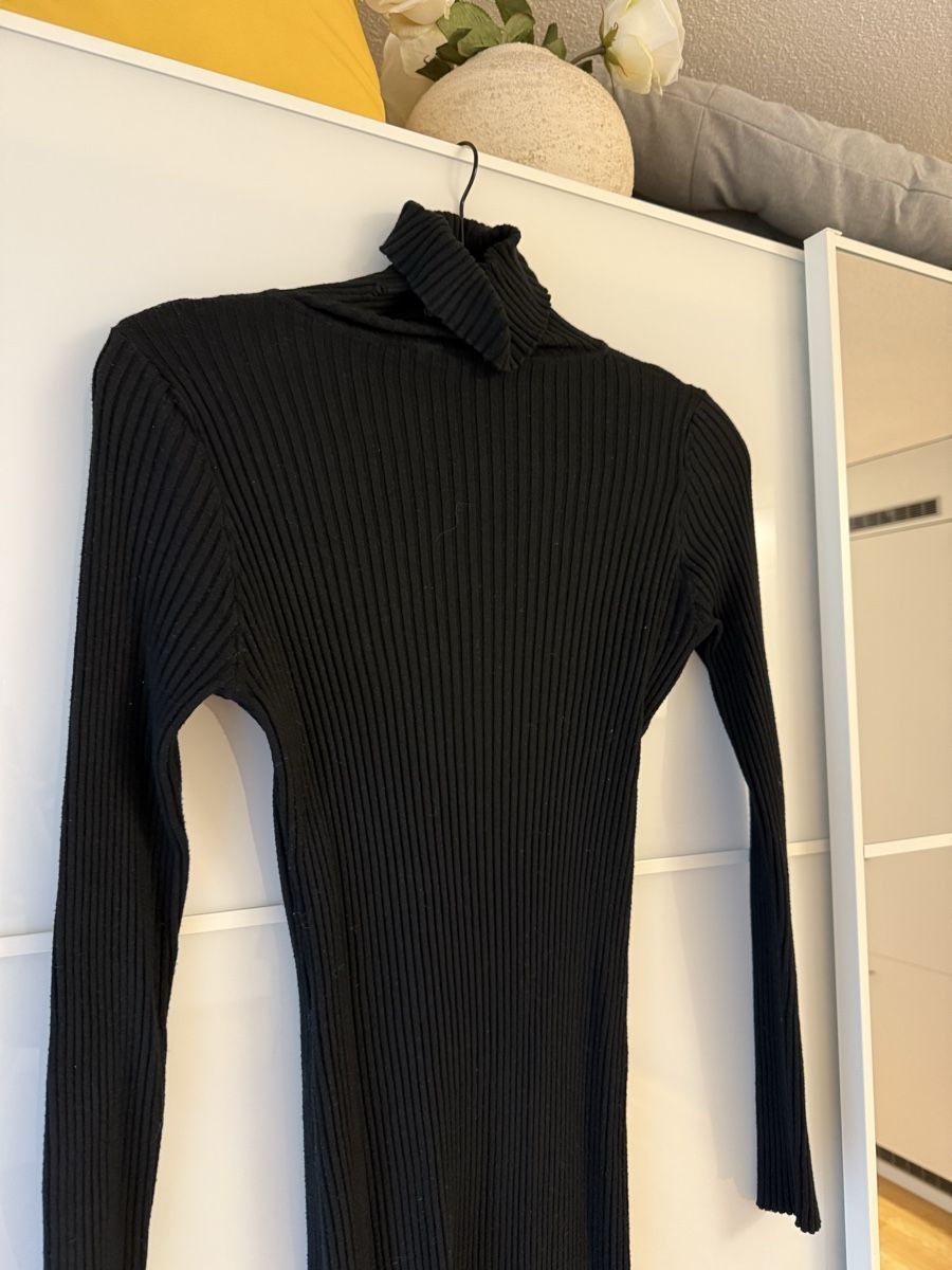 Robes: Pullover Kleid – D'occasion à Wil SG par xrnvani 1