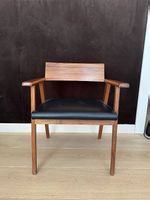 BassamFellows Wedge Chair, Nussbaum, Lederpolster