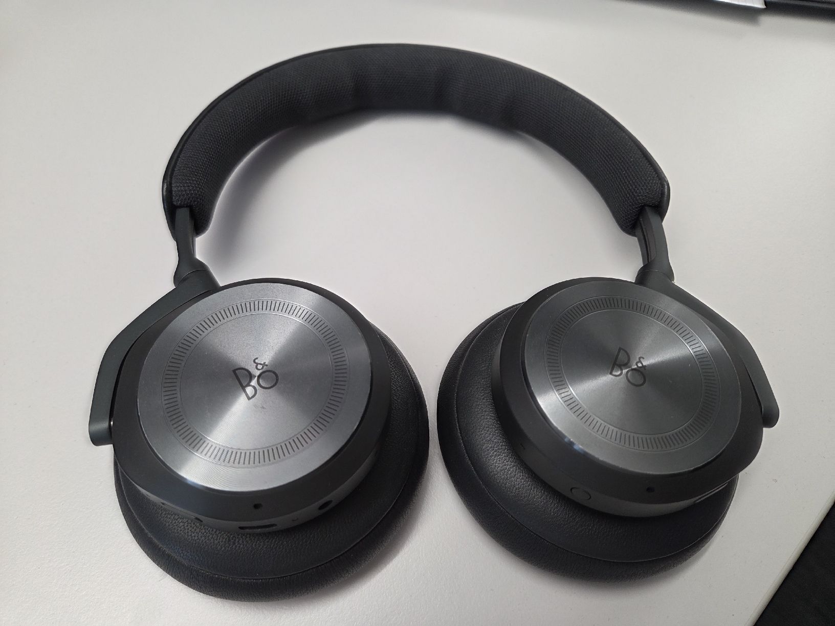 Bang & Olufsen Cuffie: Bang & Olufsen Beoplay HX – Usato da Neuenhof venduto da bike_ninja