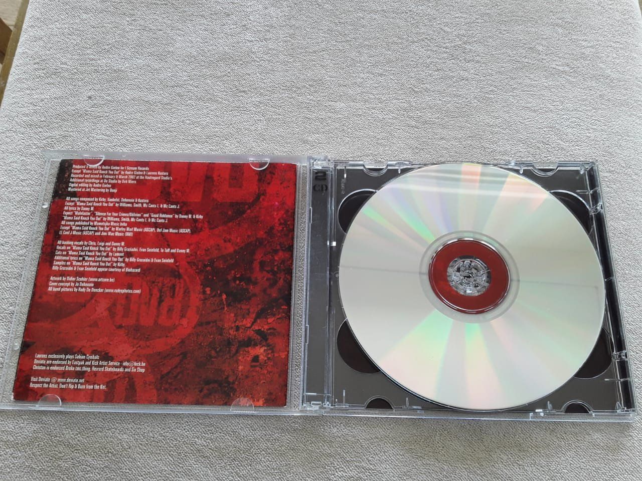 CDs: Deviate - Red Asunder – D'occasion à Lenzburg par Sepulmander 2