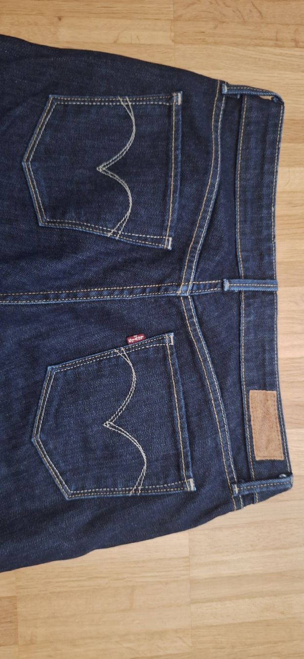 Levi's Jeans: Levis boot cut – Usato da Mumpf venduto da SwissDi 3