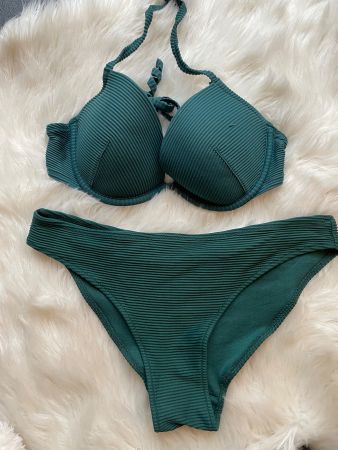 Dunkelgrüner Sommer-Bikini, Gr. 38 - Top Zustand!