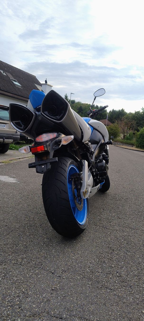 Suzuki Strada: SUZUKI B-King 1340 – Usato da Safenwil venduto da ppetrov 3