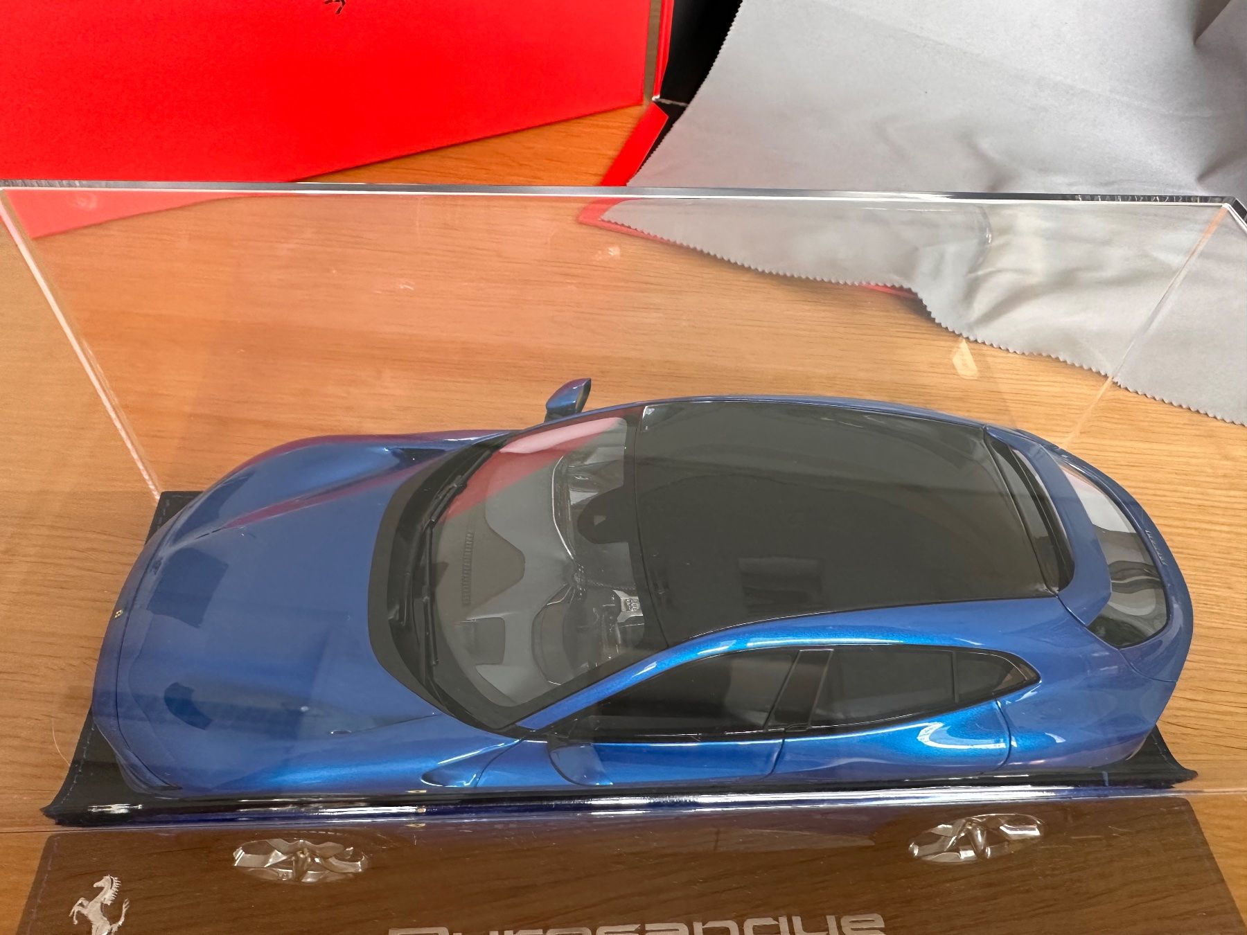 BBR Models Modellautos: Ferrari  Purosangue 1/18 blu corsa – Neu und originalverpackt aus Stein AR von Krabbe2 6