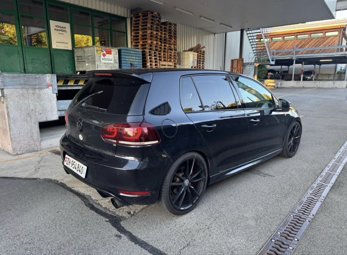 VW Automobili: VW Golf 6 GTI Edition 35 – Usato da Rüti ZH venduto da Silas17 3