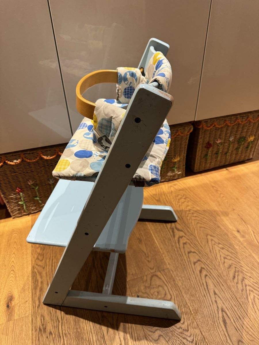 Stokke Seggioloni: Stokke Tripp Trapp Hochstuhl hellblau - Versand möglich – Usato da Neuhaus SG venduto da chinderegge 3