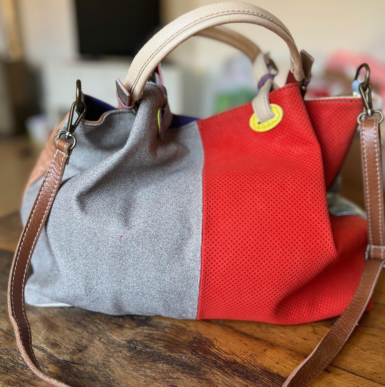 Borse da donna: BAG MULTICOLOR EN CUIR! FIN DE SÉRIE – Nuovo e nell'imballaggio originale da Locarno venduto da DBSiesta 1