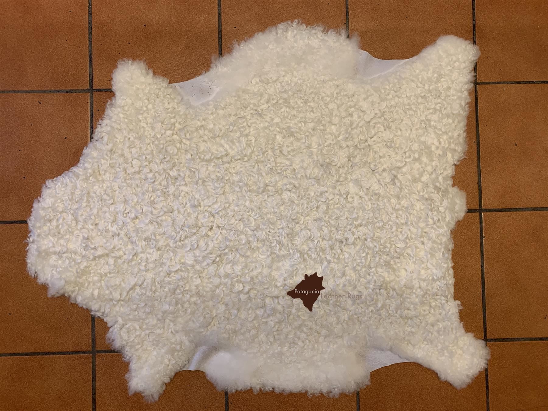 Tappeti: Gotland echte Schaffell - Lammfell – Nuovo e nell'imballaggio originale da Arbedo venduto da patagonialeatherrugs 1