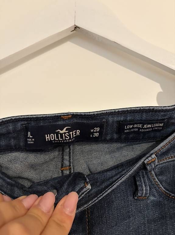 Jeans: 2x Hollister Jeans  – Gebraucht aus Muri AG von mar_svd7 3