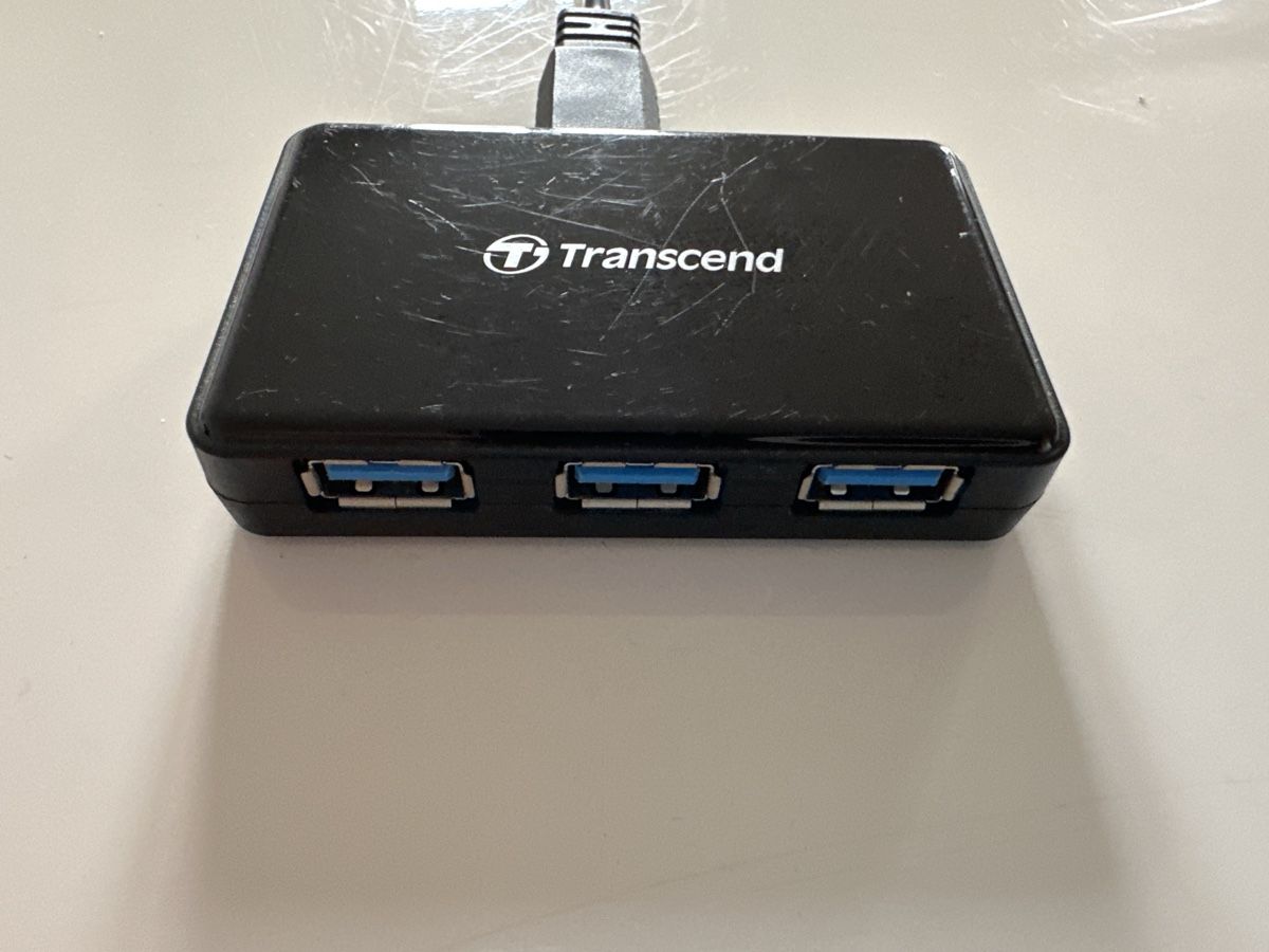 Hub & Switch: USB 3.0 Hub – Usato da Olten venduto da Oerz