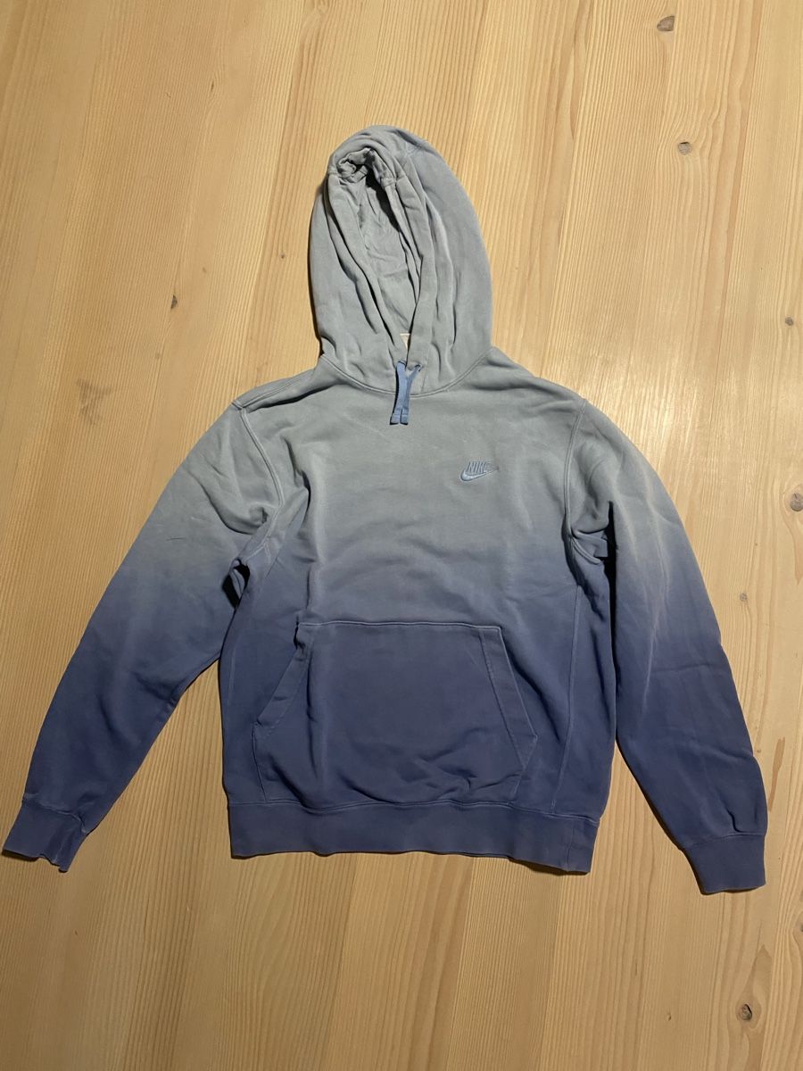 Nike Maglioni & Felpe: Blauer Nike Pulli – Usato da Bremgarten AG venduto da mil_8kkf