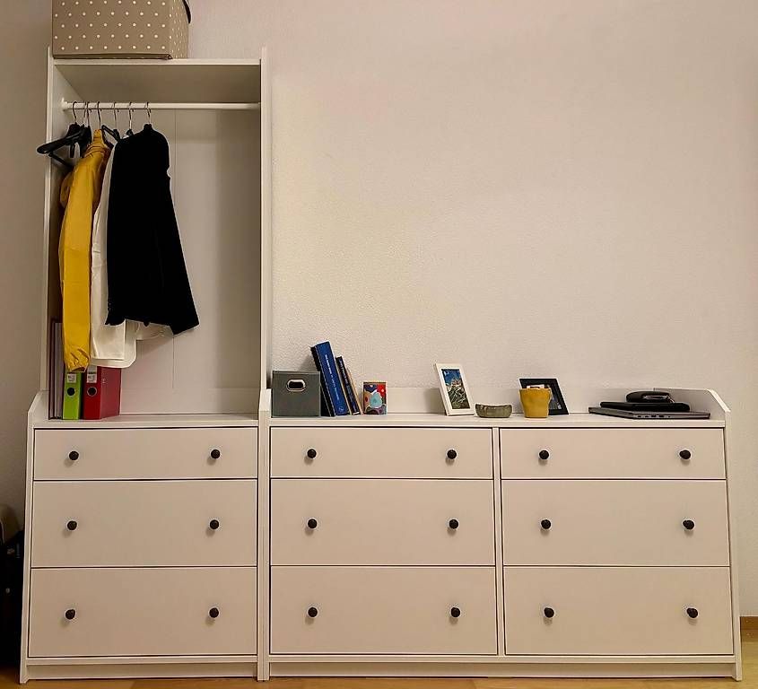 Ikea Commodes: Hauga Kleiderschrank und Kommode – D'occasion à Bern par ann_ttc7